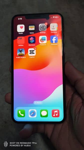 iphone xs max good condition 4