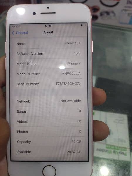 iPhone 7 condition 10 by 9 non pta sim lock 3