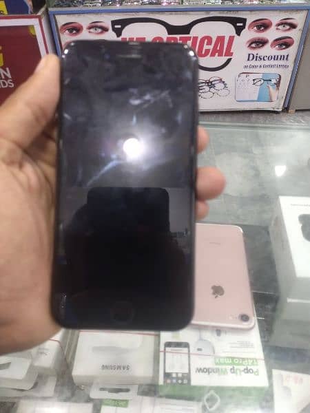 iPhone 7 condition 10 by 9 non pta sim lock 5