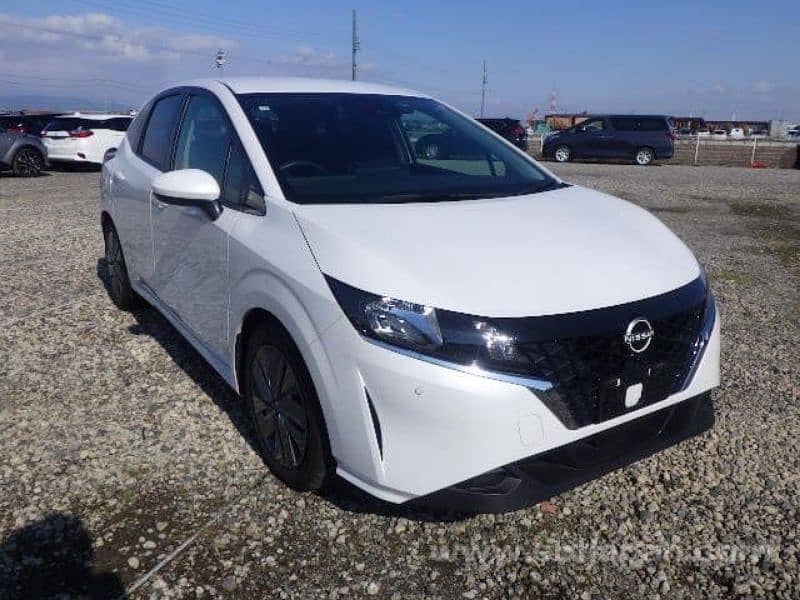 Nissan Note 2021 11