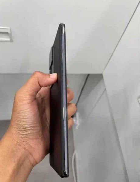 vivo V30 pro 12/256 GB 03240537819 my WhatsApp number 1