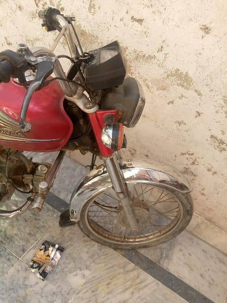 Honda 70 CD 2010 model ad pora pahr k rapta kry 6