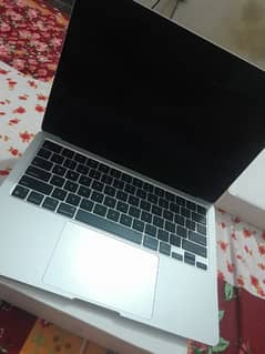 apple Mac book air m2 2022