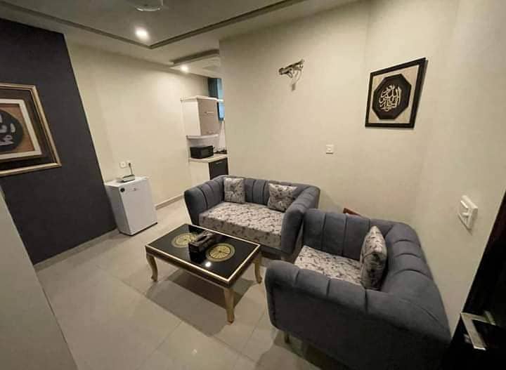 One Bed Apartment For Rent Per day Avil For familes 4