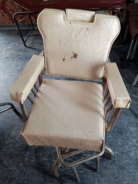 parlour ki 3 chairs for selll 3