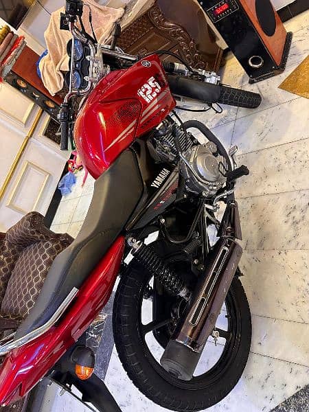 Yamaha 125 YBR G  islambad register golden number  (77) 6