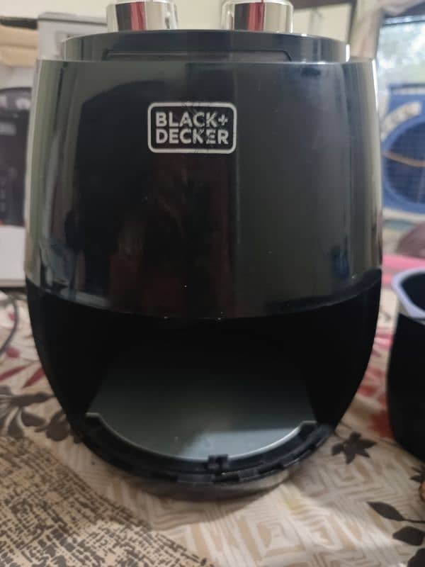 Black+Decker:The best 4.5L and 1.3 kg air fryer for delicious meals! 1