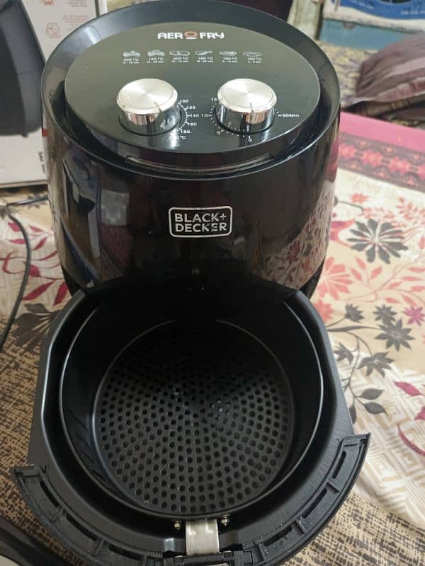 Black+Decker:The best 4.5L and 1.3 kg air fryer for delicious meals! 3