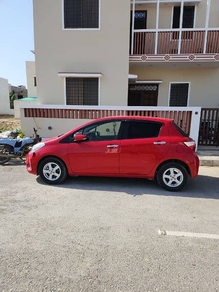 Toyota Vitz 2018 4