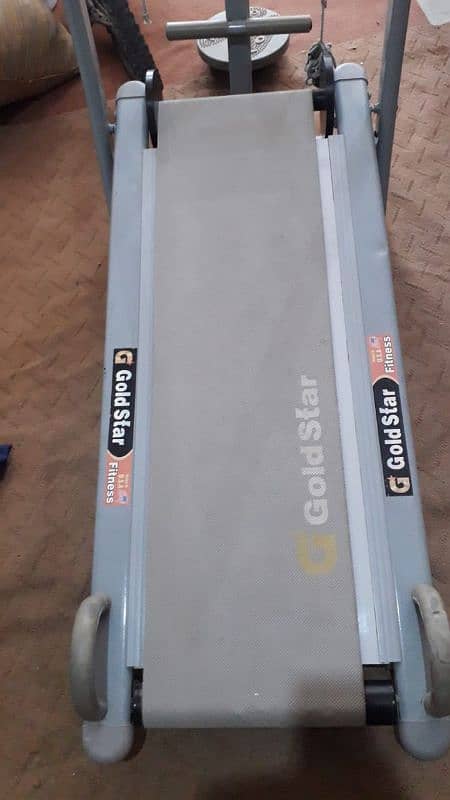 treadmill in reasonable price. contqct only serious buyer 2