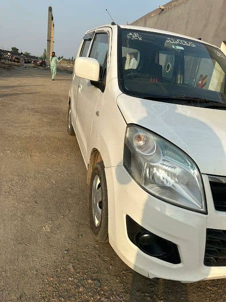 Suzuki Wagon R 2017 3