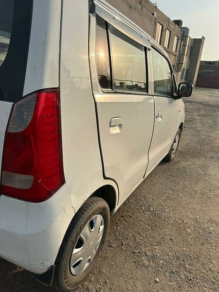 Suzuki Wagon R 2017 6