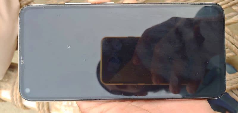 Vivo 1940 / 4 / 64 gb 5