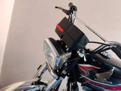 honda 125 2024 model  colour  black