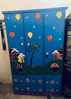 3 door wooden wardrobe