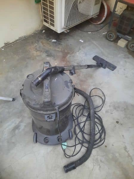 Urgent Sale Japani Vaccum Cleaner 7