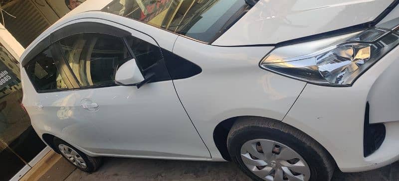 Toyota Vitz 2018 1