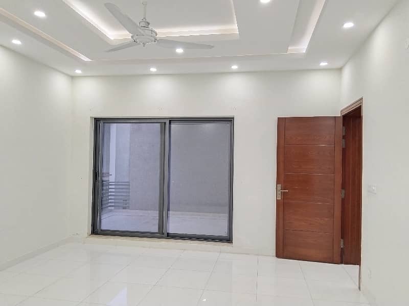 Brand New Luxurious Upper Portion Available FOR RENT In DHA 2 Islamabad. 7