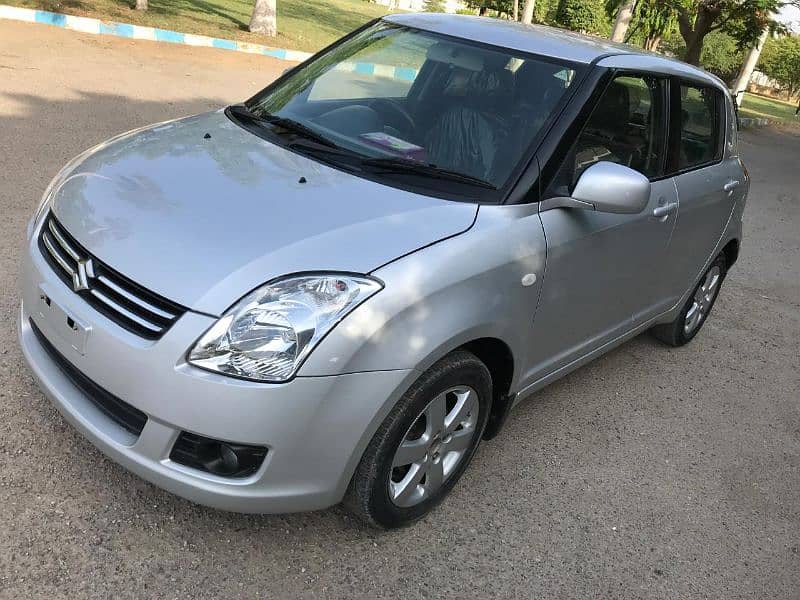 Suzuki Swift 2021 DLX 6