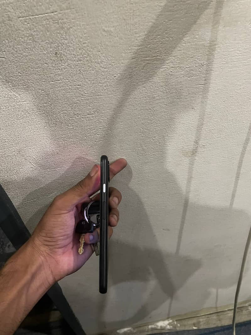 Google pixel 4a5g 1