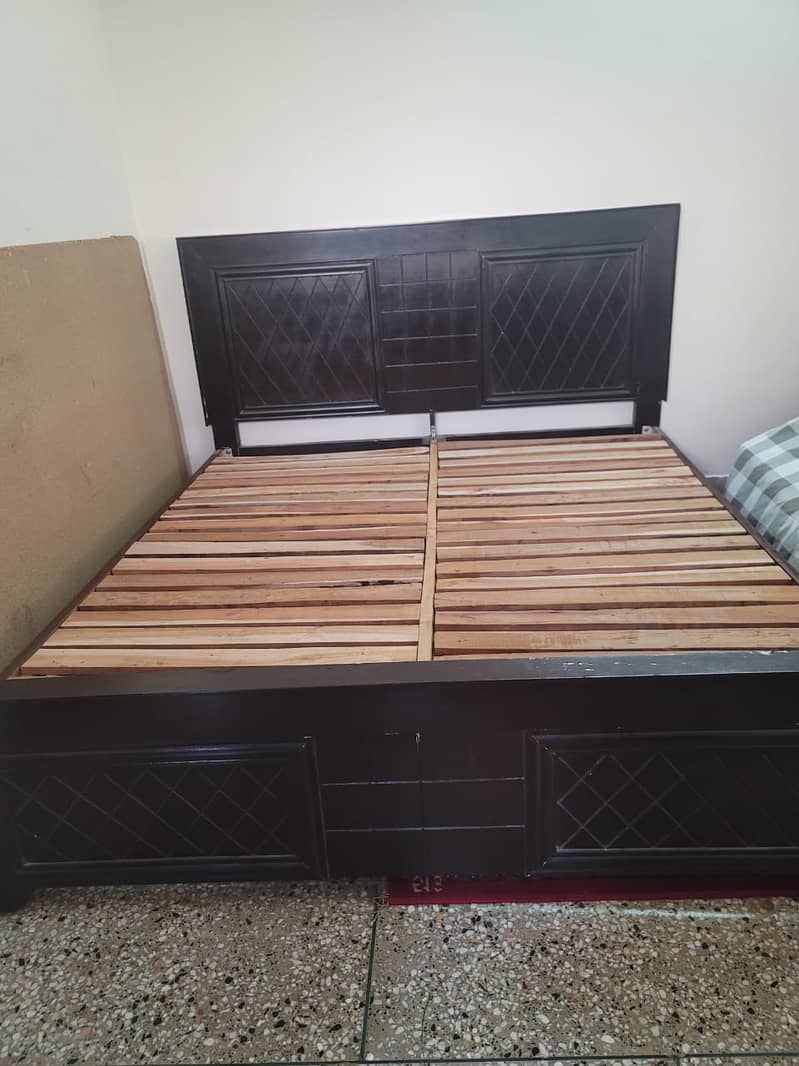 Wooden frame bed 2