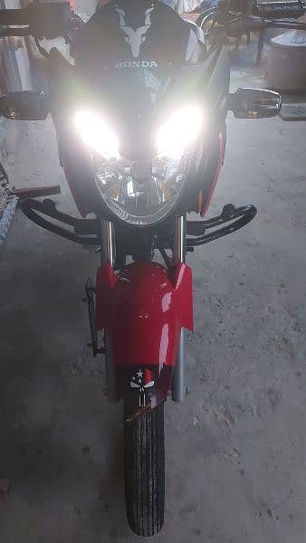 Honda cb150f 1