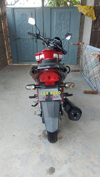 Honda cb150f 11