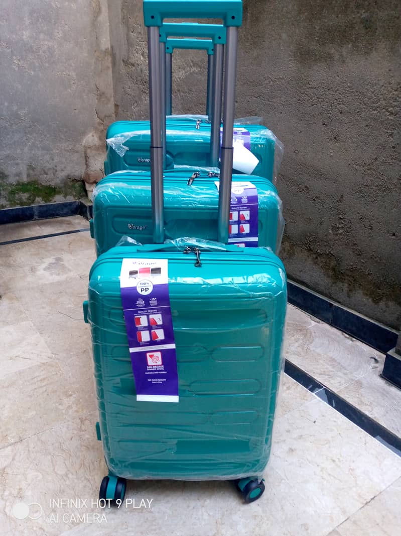 set of brand new suitcases for sale 2