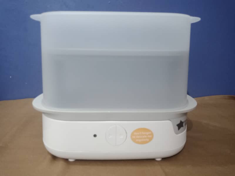 Tommee Tippee Baby Bottle Sterilizer 1