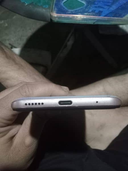 vivo s1 pro 8 128 with box charger 1