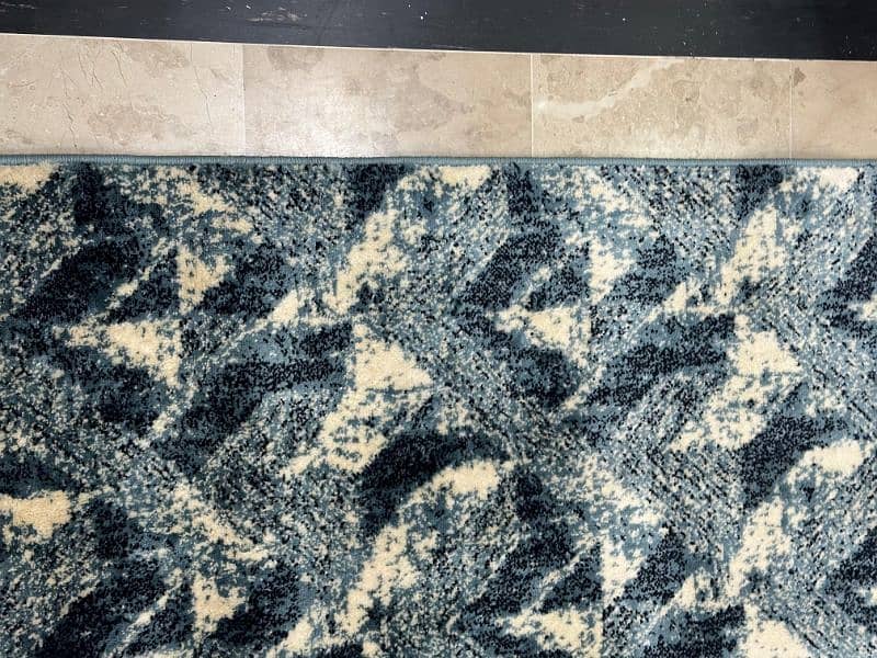 Blue and beige Center Rug 3