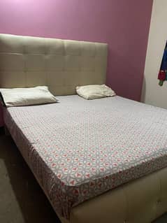 King bed for sale