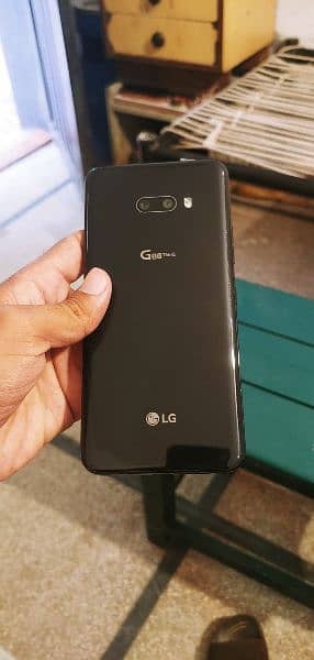 LG G8X Thinq 6G B128 GB 3