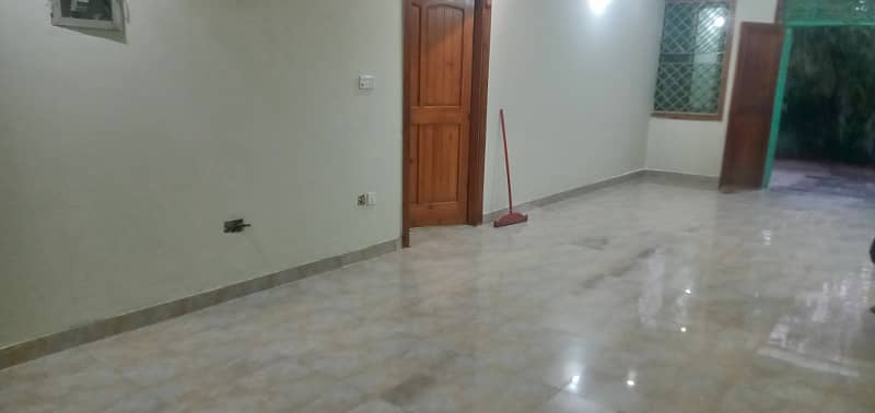 14 Marla Open Basement For Rent G15/3 Islamabad 4