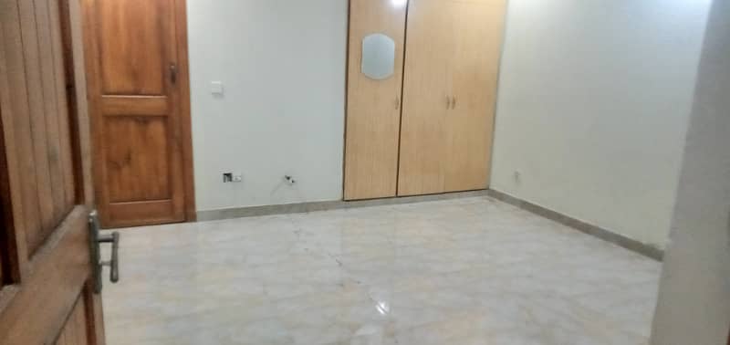 14 Marla Open Basement For Rent G15/3 Islamabad 7