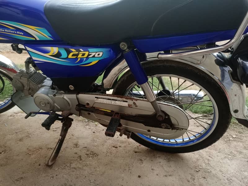 Honda CD 70 2024 4