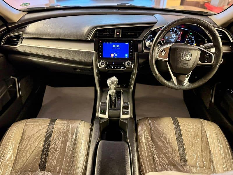 Honda Civic Oriel 2018 7