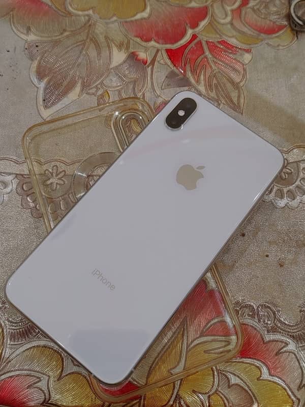 Iphone Xs Max (white) 64 Gb Non - Pta (jv) for sale urgent 5