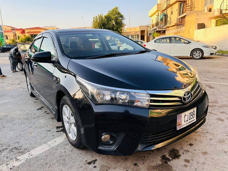 Toyota Corolla Altis grande 2014 6