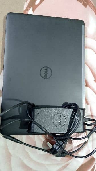 Hp Laptop core i i7 5th generation with 2 gb graphic card 4