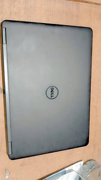 Hp Laptop core i i7 5th generation with 2 gb graphic card 5