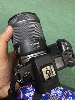 canon EosR with kit lens 24-105