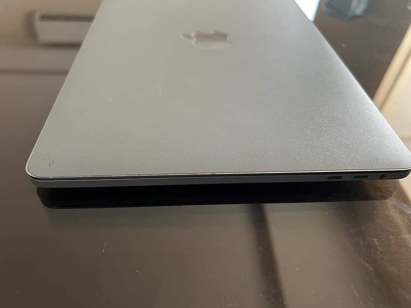 Apple Mackbook Pro 2019 (For Parts Not Working) 5