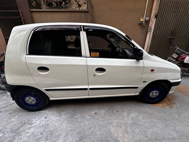 Hyundai Santro Club GV 2008 3