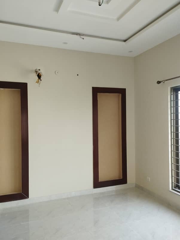 10 marla full house for Rent IN BAHRIA ORCHRAD gas available 10