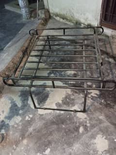 Carry Box Roof Stand Good Condition