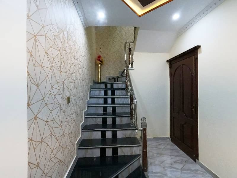 Buy Your Ideal 12 Marla House In A Prime Location Of Lahore 17