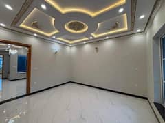 3 bed dd portion available for rent in juhar block 14