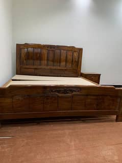 King Size bed set pure Sheesham Wood glass polish new condition