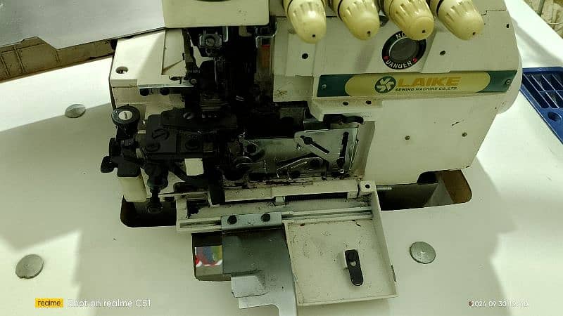 overlocker machine 1